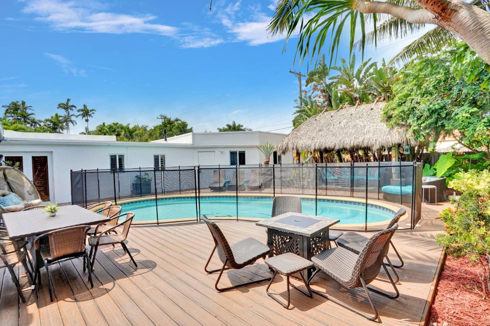 Private Pool With 5 Bedroom Retreat Hollywood Eksteriør bilde